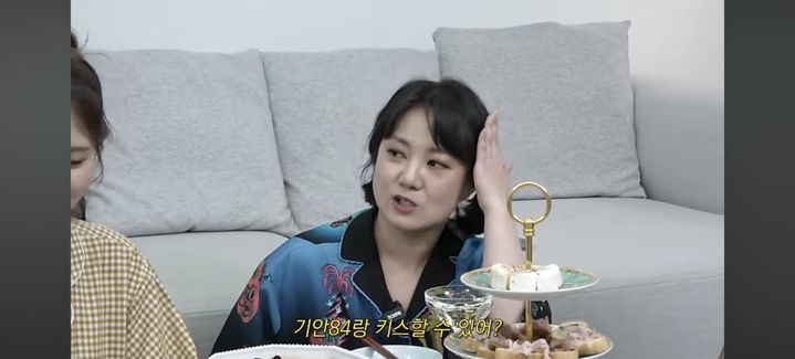 박나래. (사진 = 유튜브 채널 한혜진 캡처) 2024.05.14.  *재판매 및 DB 금지 / 사진 = 뉴시스