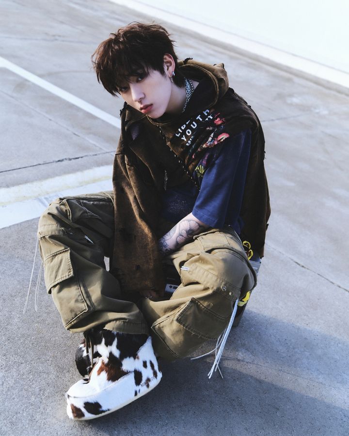 지코 '스폿!(SPOT!)' 뮤직비디오 비하인드 포토. (사진=KOZ엔터테인먼트 제공) 2024.05.14.  *재판매 및 DB 금지 / 사진 = 뉴시스