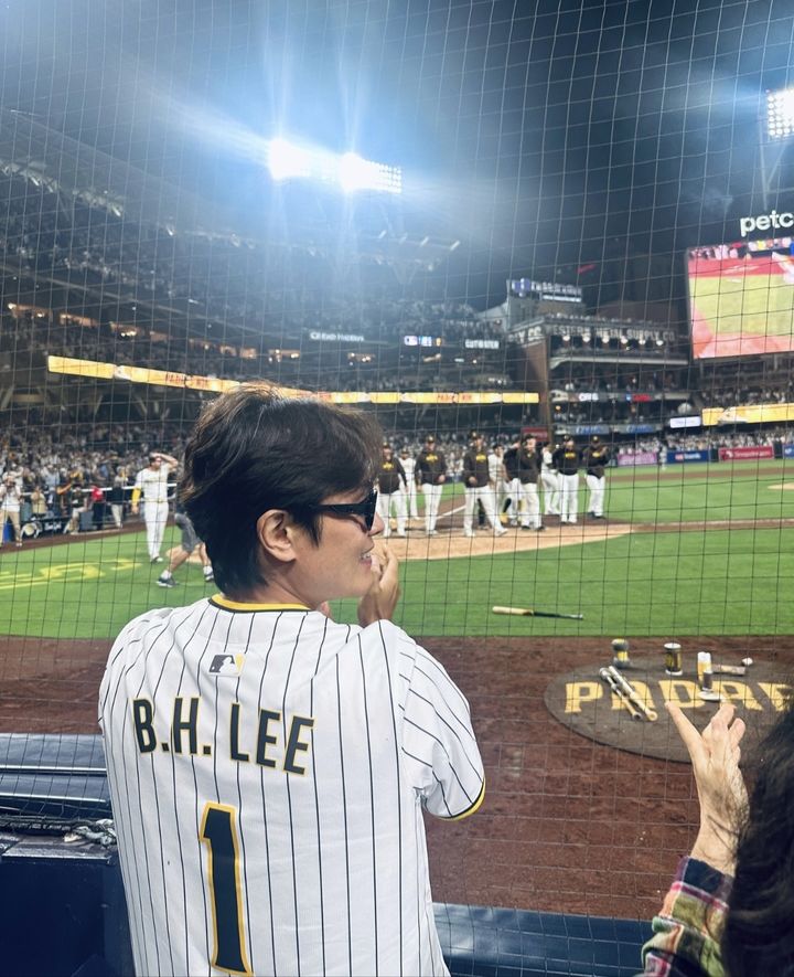 김하성(왼쪽), 이병헌. (사진=이병헌 인스타그램 캡처) 2024.06.21. *재판매 및 DB 금지 / 사진 = 뉴시스