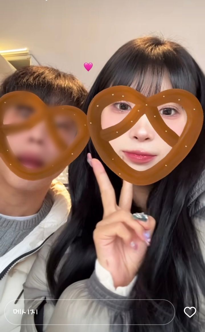 인플루언서 최준희가 지난 20일 자신의 인스타그램에 남자친구와 찍은 사진을 공개했다. (사진=최준희 인스타그램 캡처) 2024.12.21.  *재판매 및 DB 금지  / 사진 = 뉴시스