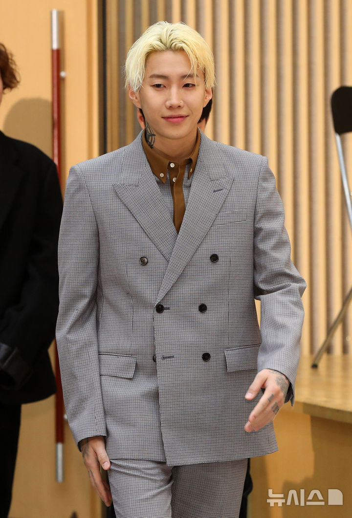 박재범, 유튜브발 가짜뉴스와 전면전... 美법원에 신원확인 요청 / 사진 = 뉴시스