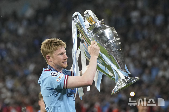 [이스탄불=AP/뉴시스] 잉글랜드 프로축구 프리미어리그(EPL) 맨체스터 시티의 케빈 더 브라위너. 2023. 6. 11. / 사진 = 뉴시스