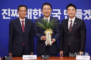 찴,  ǥ  ȡ躴 