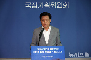 ȹ ¶  ÷ 롦