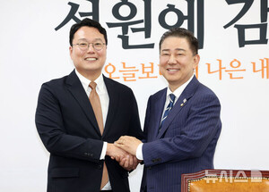 김병기 