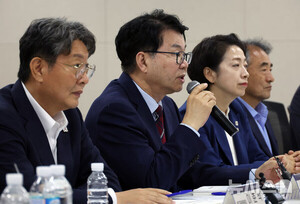 국정위 첫 업무보고 마친 교육부…