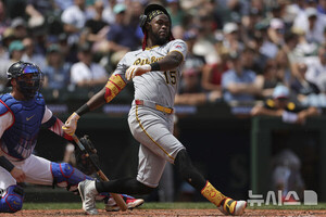 Ѿ Ÿ  ũ罺, MLB ýŸ Ȩ  