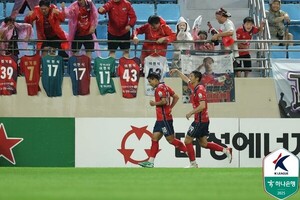 K1 õ,     뱸 ¡FC  ()