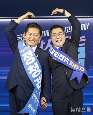 û, û 漱 62.77¸, 37.23%