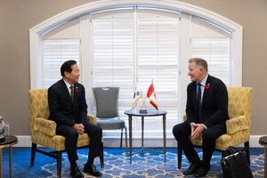 캐나다 국무장관, 잠수함 도입 앞두고  