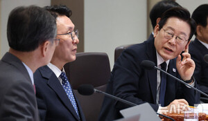 이 대통령, 적십자회장 인종차별에 감찰 지시…