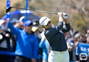 신지애, LPGA 투어 토토 재팬 클래식 2라운드 공동 선두 도약