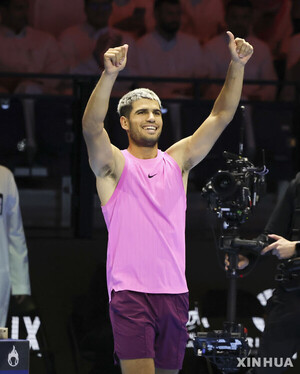 알카라스, 신네르 제치고 일주일 만에 다시 세계 1위 탈환