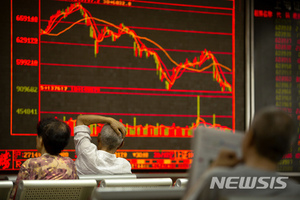 [올댓차이나] 中 증시, 상승 출발 후 관망세로 반락 마감…창업판 1.4%↓