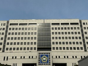 부산항 북항 재개발 알선·뇌물수수 공무원, 항소심서 형량↑