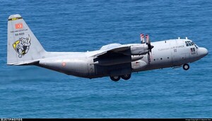 튀르키예 C-130 군 수송기, 조지아서 추락…최소 20명 탑승