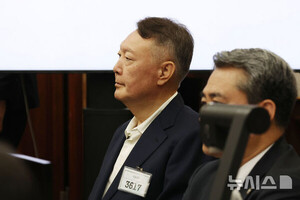 김건희 특검, 공직선거법 위반 혐의 윤석열 소환 통보