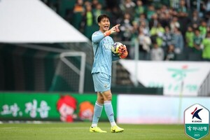 K리그1 전북 송범근, 10월 이달의 세이브 수상