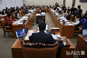 아동수당 지역 차등화 예산, 민주 주도로 복지위 통과