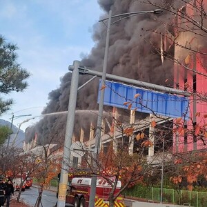 천안 이랜드패션물류센터 화재…소방당국 대응 2단계 격상(2보)