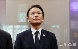 독도전시관 추가 개관 항의하자 日영토담당상 